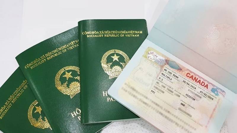 Các loại giấy tờ cần chuẩn bị khi xin visa du lịch Canada 10 năm