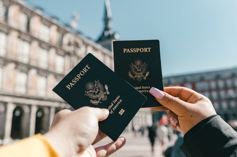 Trường hợp khẩn cấp được xét gia hạn visa Mỹ sớm 