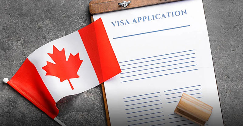 Nếu để hộ chiếu trắng thì cơ hội đậu Visa du lịch Canada sẽ thấp hơn