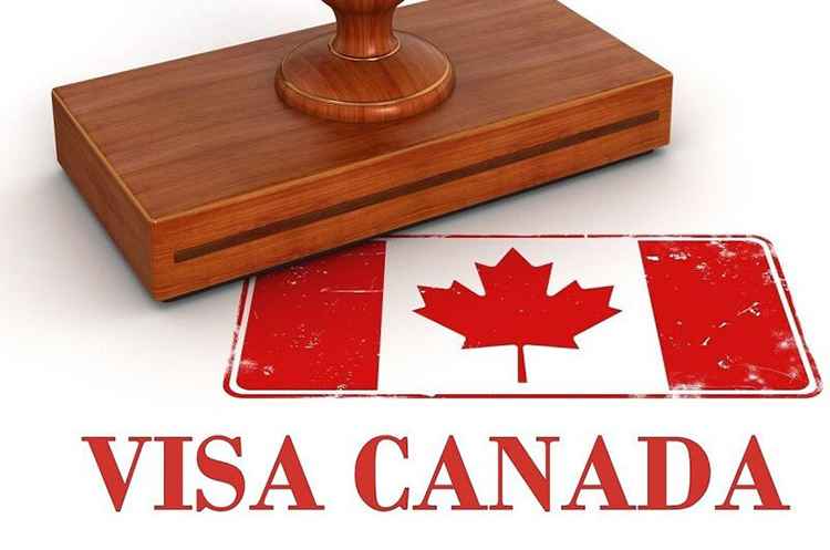 Những người được cấp visa du lịch Canada là ai?