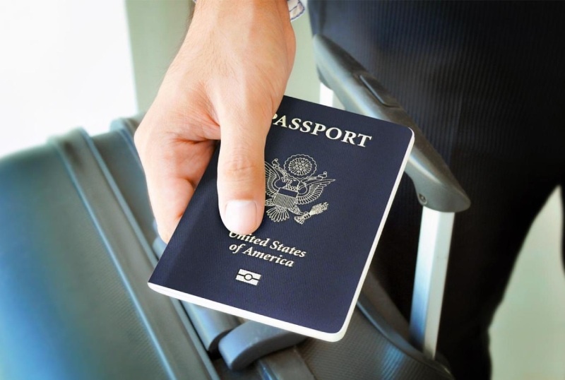 Gửi hồ sơ xin visa du lịch Mỹ tới cơ quan có thẩm quyền 